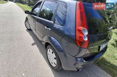 Хэтчбек Ford Fiesta 2007 в 