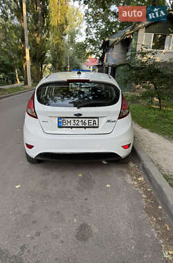 Хетчбек Ford Fiesta 2014 в 
