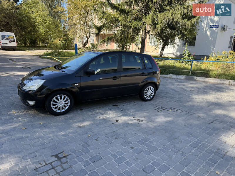 Хэтчбек Ford Fiesta 2005 в Тернополе