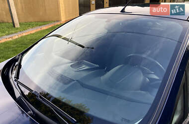 Хэтчбек Ford Fiesta 2012 в 