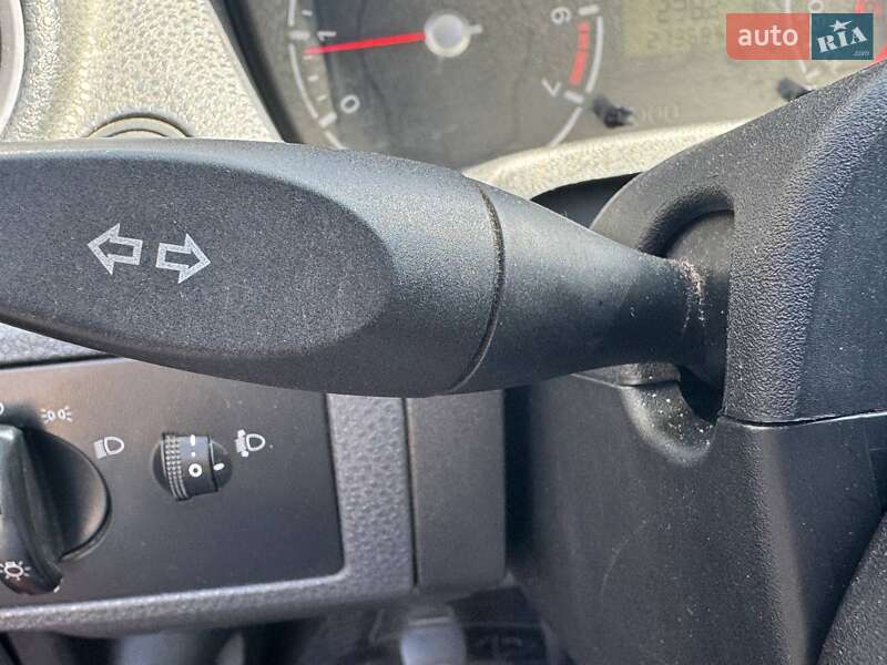 Хэтчбек Ford Fiesta 2007 в Киеве