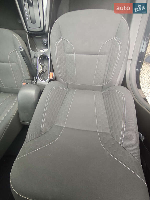 Седан Ford Fiesta 2019 в Киеве