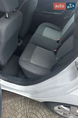 Хэтчбек Ford Fiesta 2009 в 