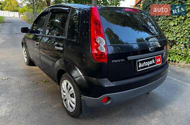 Хэтчбек Ford Fiesta 2008 в 
