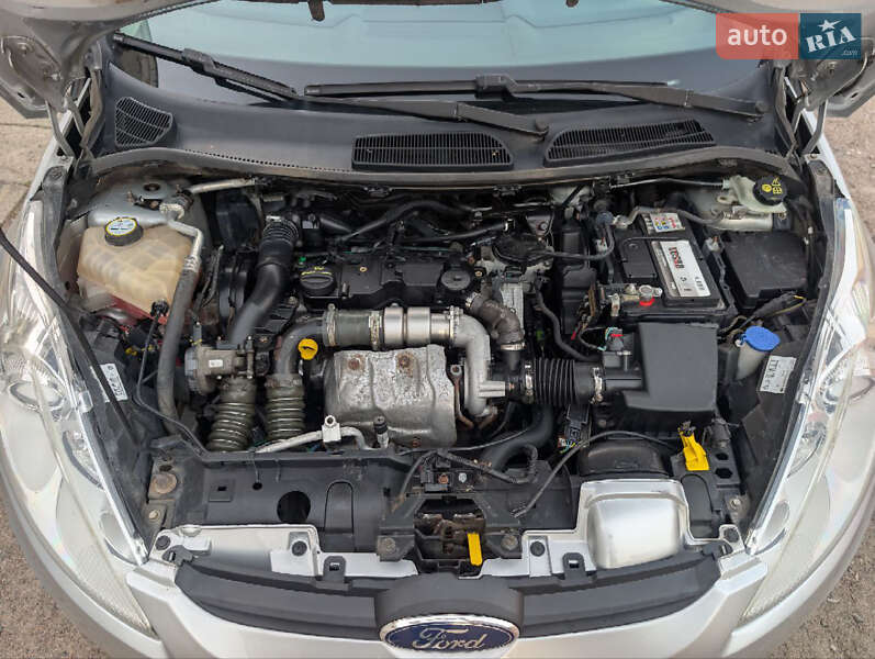 Хэтчбек Ford Fiesta 2010 в Черкассах фото 5 Хэтчбек Ford Fiesta 2010 в Черкассах
