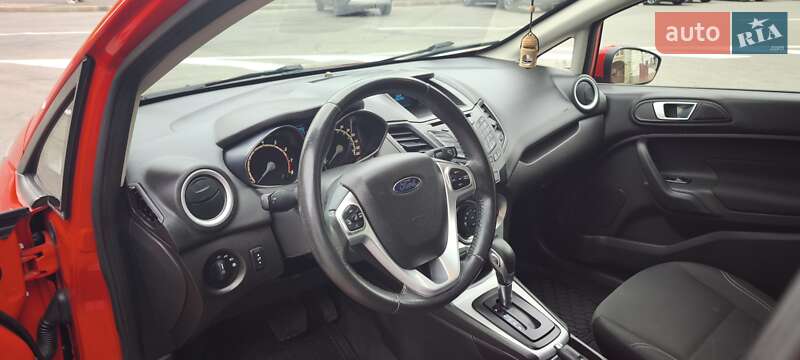 Хетчбек Ford Fiesta 2014 в Харкові