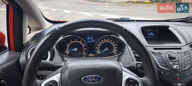 Хетчбек Ford Fiesta 2014 в Харкові