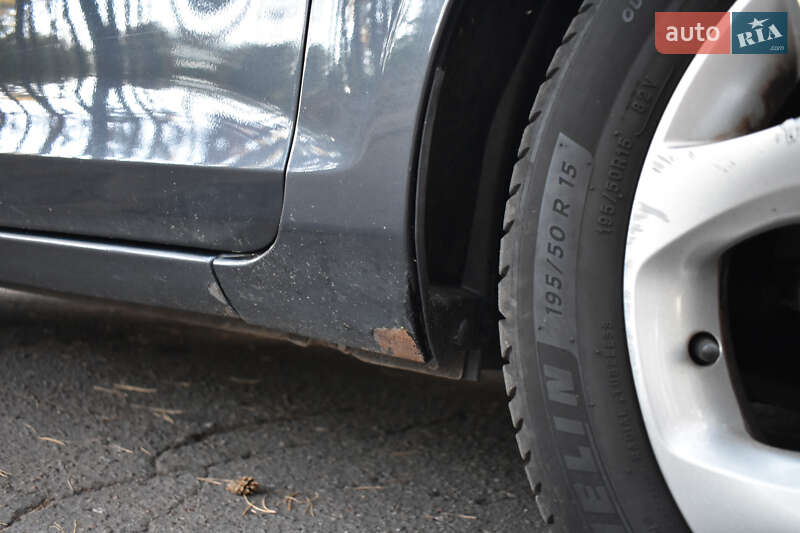 Хэтчбек Ford Fiesta 2010 в Черкассах