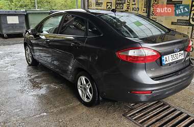 Седан Ford Fiesta 2017 в 