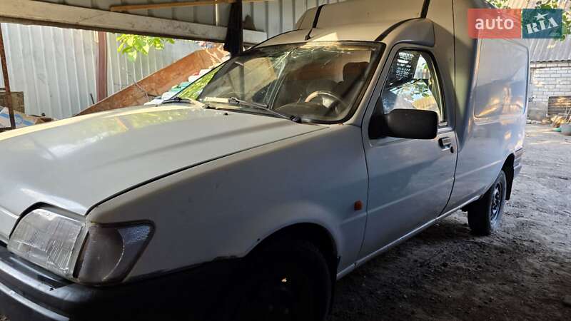 Хэтчбек Ford Fiesta 1993 в Никополе