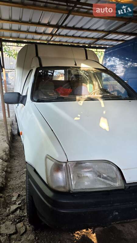 Хэтчбек Ford Fiesta 1993 в Никополе