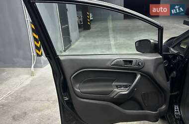 Седан Ford Fiesta 2018 в 