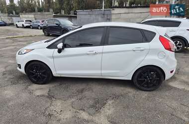 Хэтчбек Ford Fiesta 2019 в 