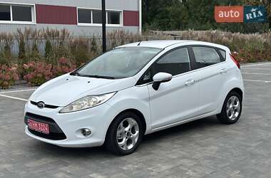 Хетчбек Ford Fiesta 2010 в Луцьку