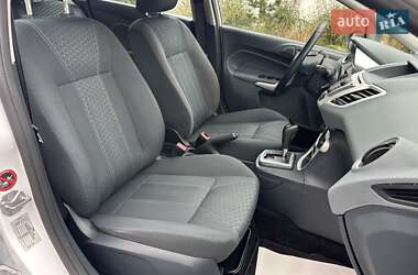 Хэтчбек Ford Fiesta 2010 в 