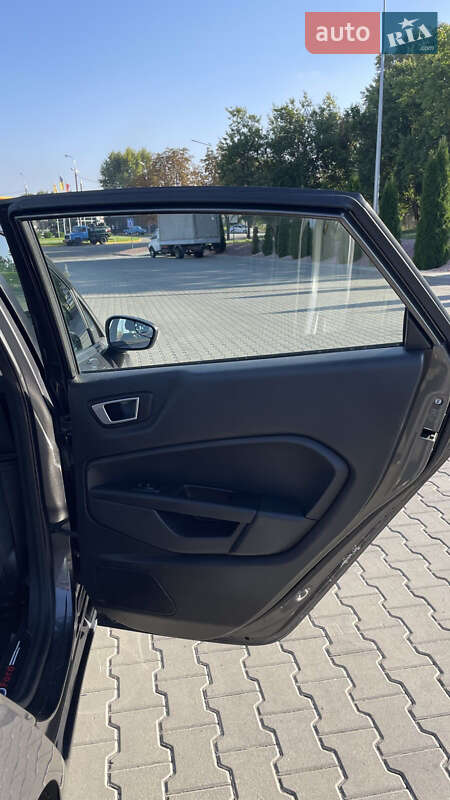 Седан Ford Fiesta 2014 в Черкассах фото 5 Седан Ford Fiesta 2014 в Черкассах