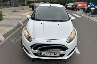 Хэтчбек Ford Fiesta 2013 в 