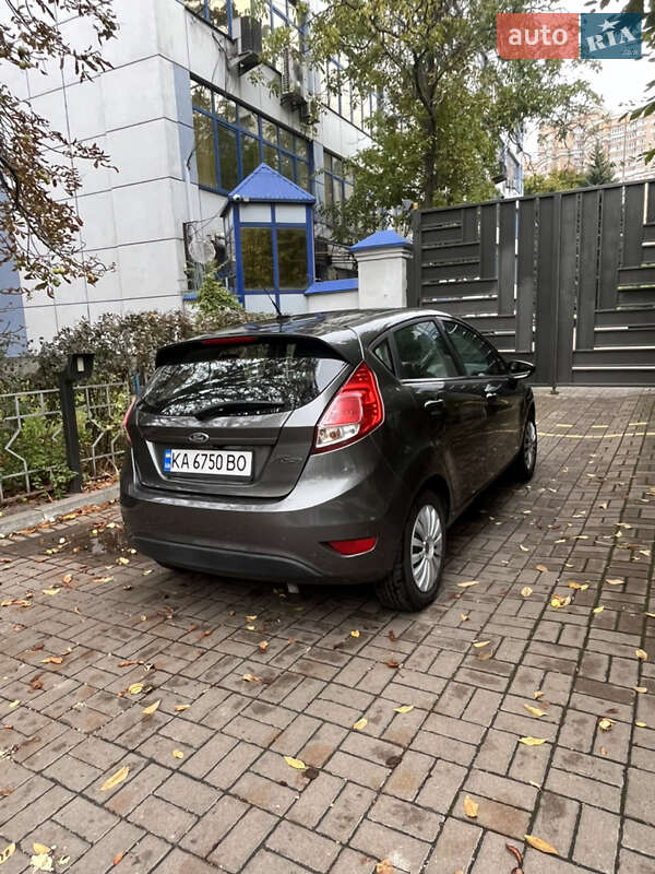 Хэтчбек Ford Fiesta 2018 в Киеве