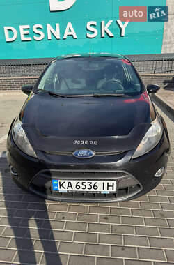 Хэтчбек Ford Fiesta 2011 в Киеве