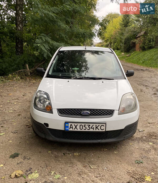 Хэтчбек Ford Fiesta 2007 в Львове фото 2 Хэтчбек Ford Fiesta 2007 в Львове