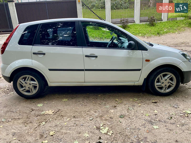 Хэтчбек Ford Fiesta 2007 в Львове фото 4 Хэтчбек Ford Fiesta 2007 в Львове