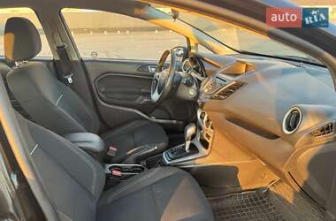 Хэтчбек Ford Fiesta 2014 в 