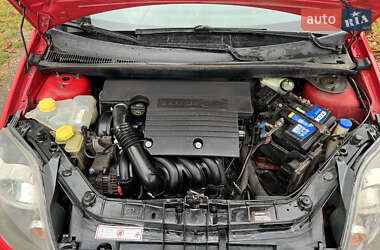 Хэтчбек Ford Fiesta 2007 в 
