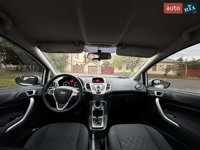 Хэтчбек Ford Fiesta 2011 в Харькове
