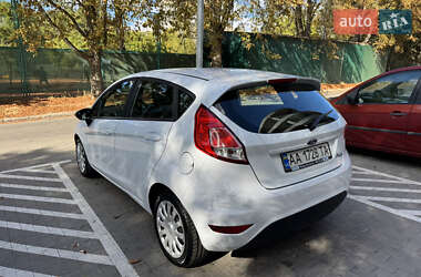 Хэтчбек Ford Fiesta 2017 в 