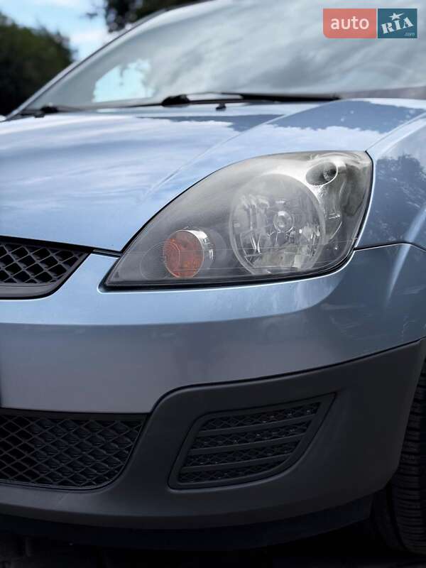 Хэтчбек Ford Fiesta 2007 в Киеве