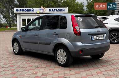 Хэтчбек Ford Fiesta 2007 в 