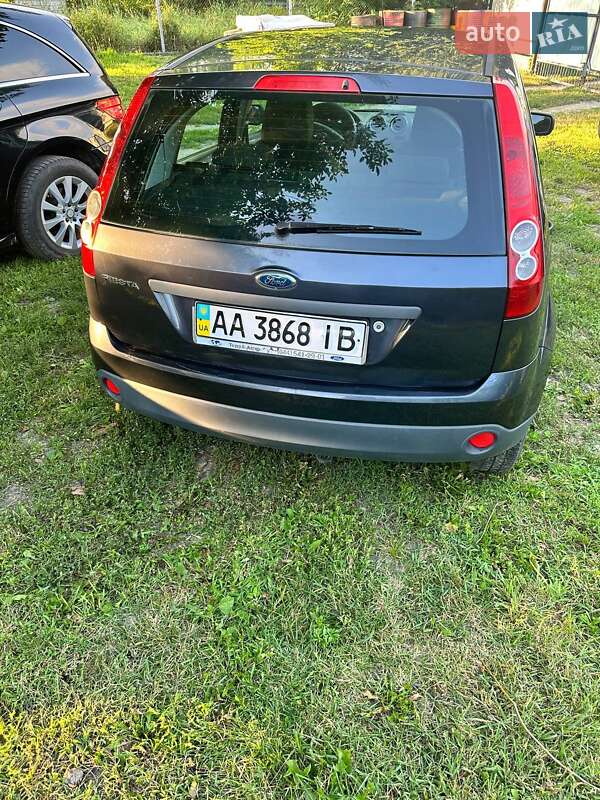 Хетчбек Ford Fiesta 2008 в Києві