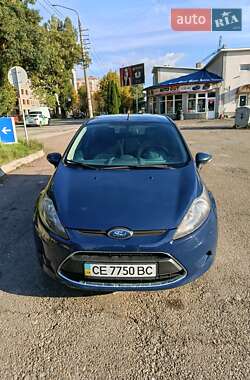 Хетчбек Ford Fiesta 2011 в Чернівцях