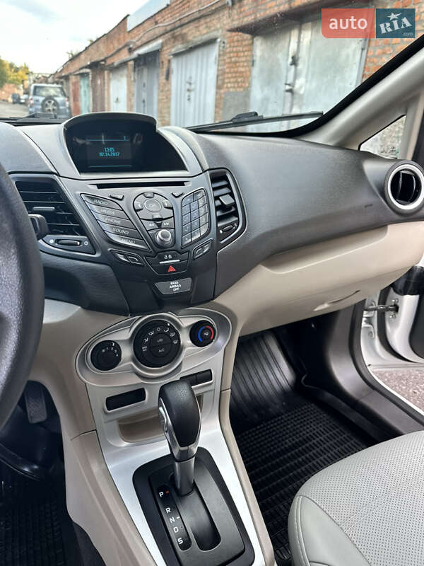 Хэтчбек Ford Fiesta 2017 в Виннице