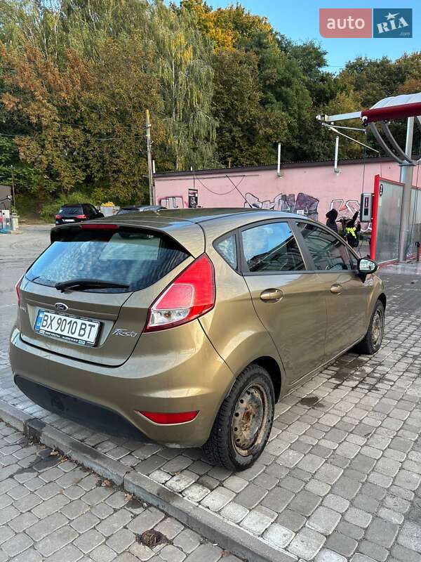 Хэтчбек Ford Fiesta 2013 в Хмельницком