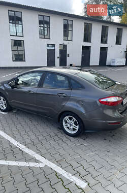 Седан Ford Fiesta 2018 в 