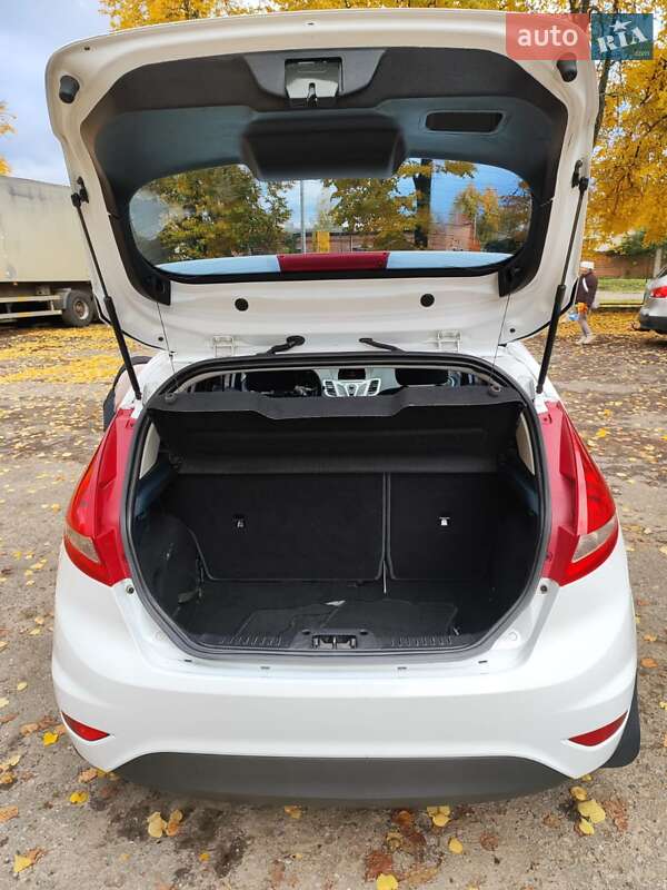 Хетчбек Ford Fiesta 2012 в Кролевці