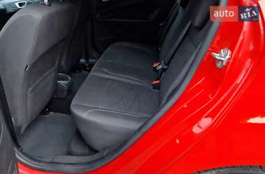 Хэтчбек Ford Fiesta 2013 в 