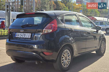 Хэтчбек Ford Fiesta 2014 в 