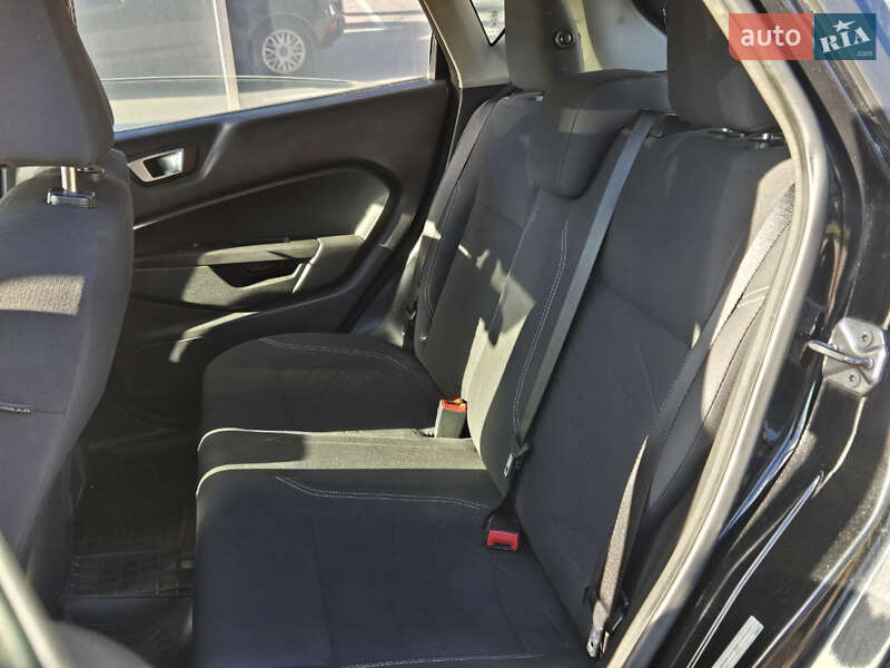 Хетчбек Ford Fiesta 2014 в Києві фото 13 Хетчбек Ford Fiesta 2014 в Києві