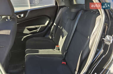 Хэтчбек Ford Fiesta 2014 в 