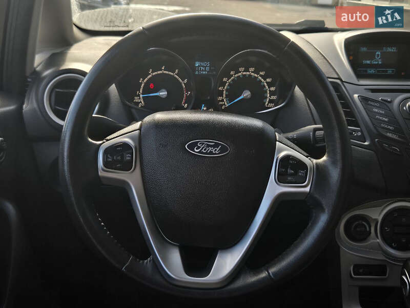Хетчбек Ford Fiesta 2014 в Києві фото 19 Хетчбек Ford Fiesta 2014 в Києві