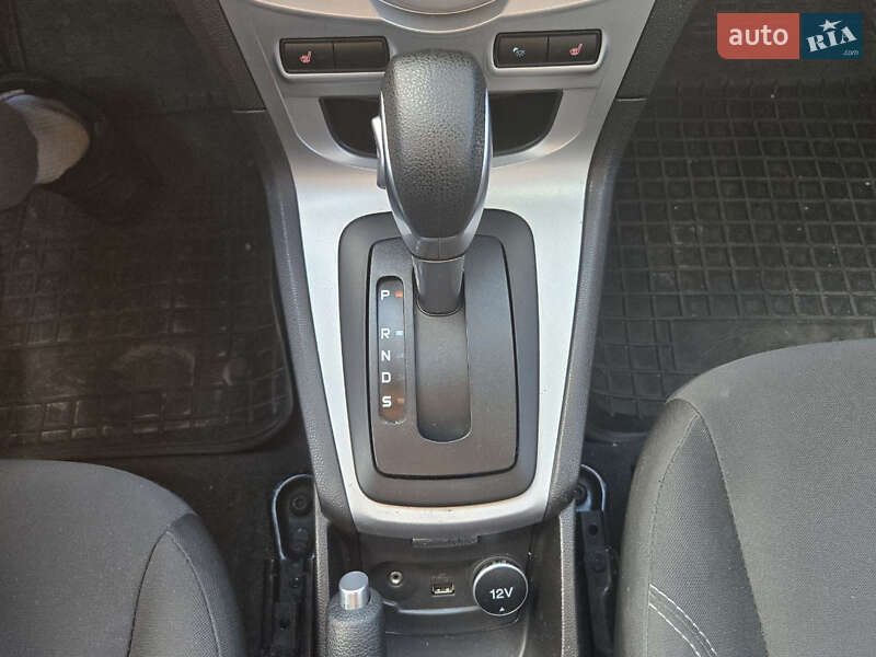 Хетчбек Ford Fiesta 2014 в Києві фото 24 Хетчбек Ford Fiesta 2014 в Києві