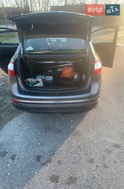 Седан Ford Fiesta 2013 в 