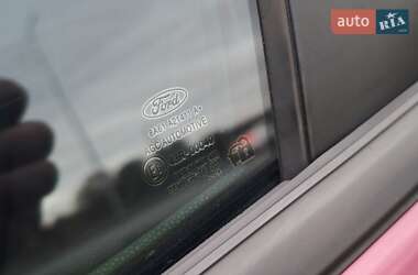 Хэтчбек Ford Fiesta 2011 в 