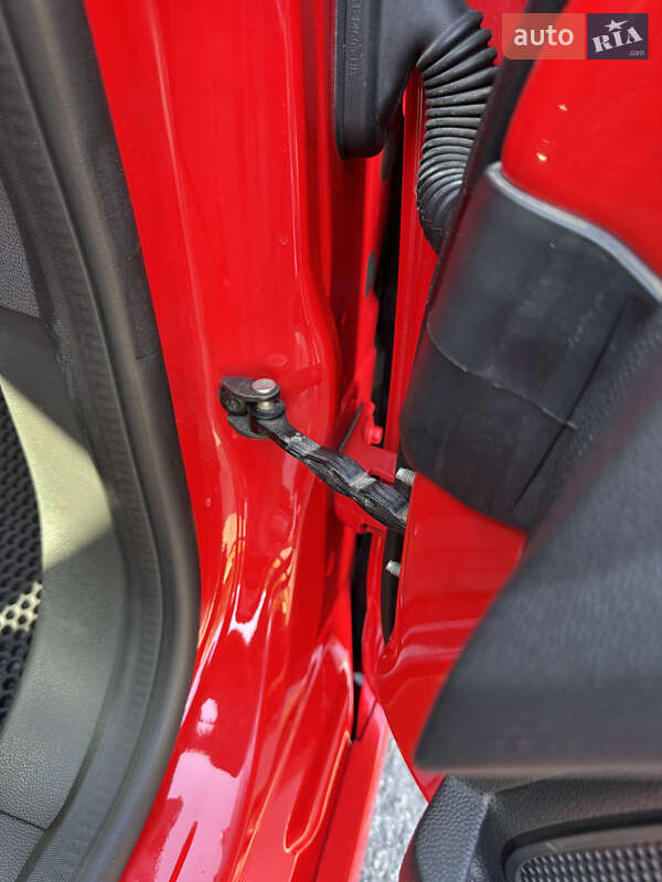 Хетчбек Ford Fiesta 2016 в Харкові фото 32 Хетчбек Ford Fiesta 2016 в Харкові