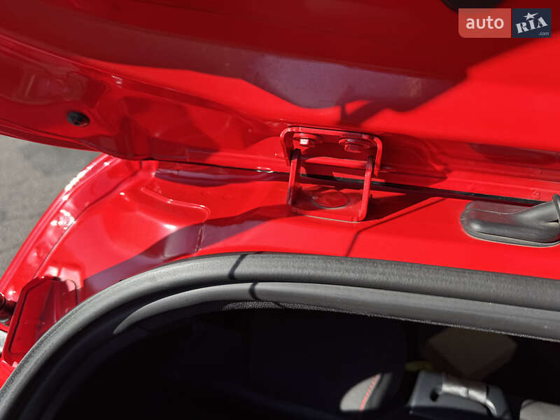 Хетчбек Ford Fiesta 2016 в Харкові фото 27 Хетчбек Ford Fiesta 2016 в Харкові