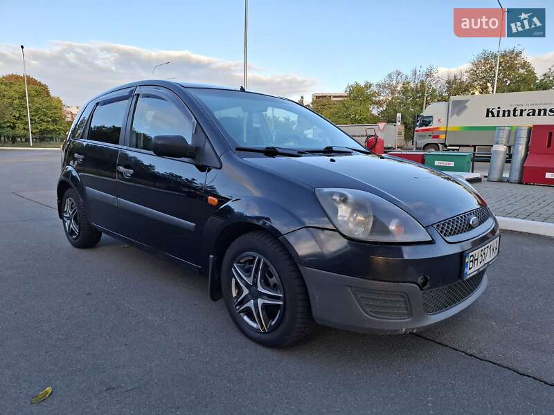 Хэтчбек Ford Fiesta 2007 в Одессе
