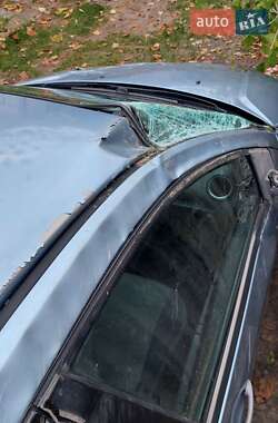 Хетчбек Ford Fiesta 2006 в  фото 4 Хетчбек Ford Fiesta 2006 в