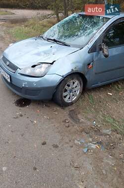 Хетчбек Ford Fiesta 2006 в Сновську